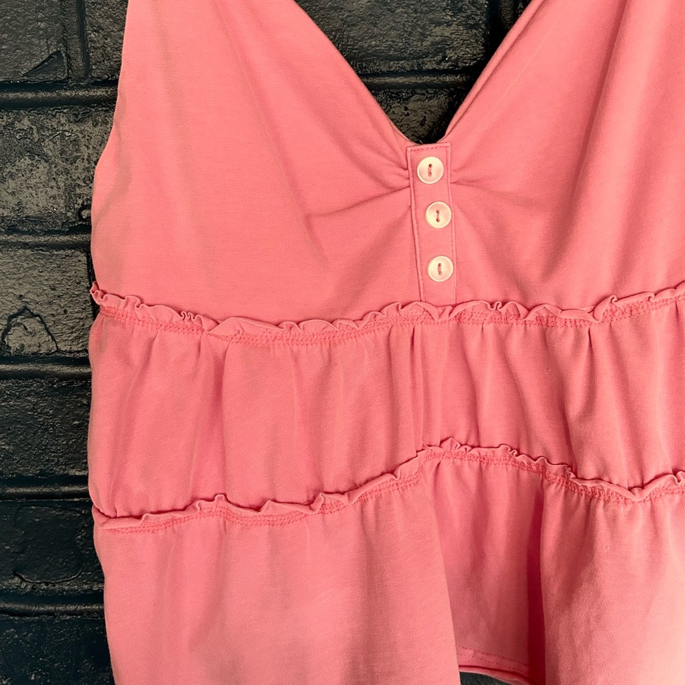 Chelsea &‎ Violet Pink Tank with Button Accents - Picture 2 of 8